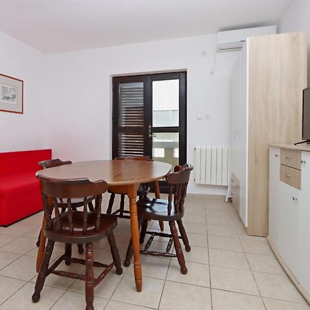 Apartments With A Parking Space Pag - 18345 Pag Town Esterno foto