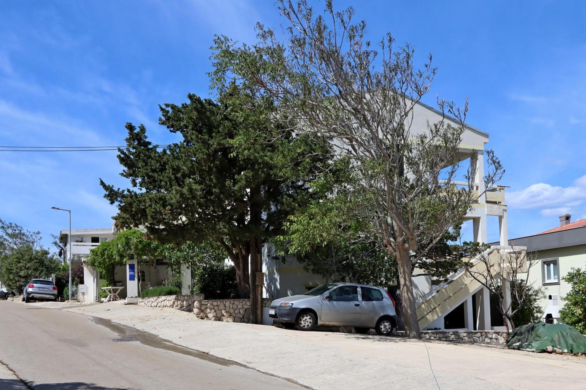 Apartments With A Parking Space Pag - 18345 Pag Town Esterno foto